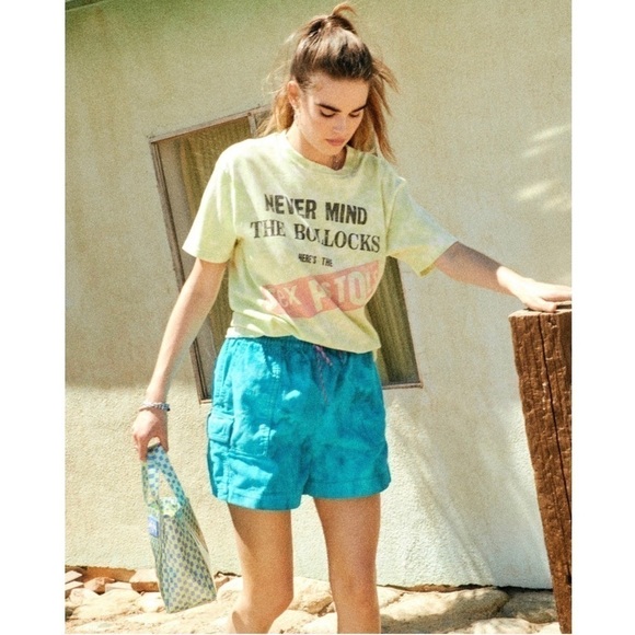 NWT DAYDREAMER Sex Pistols Never Mind The Bollocks 70s Acid Wash Album Tee XS - Picture 4 of 11